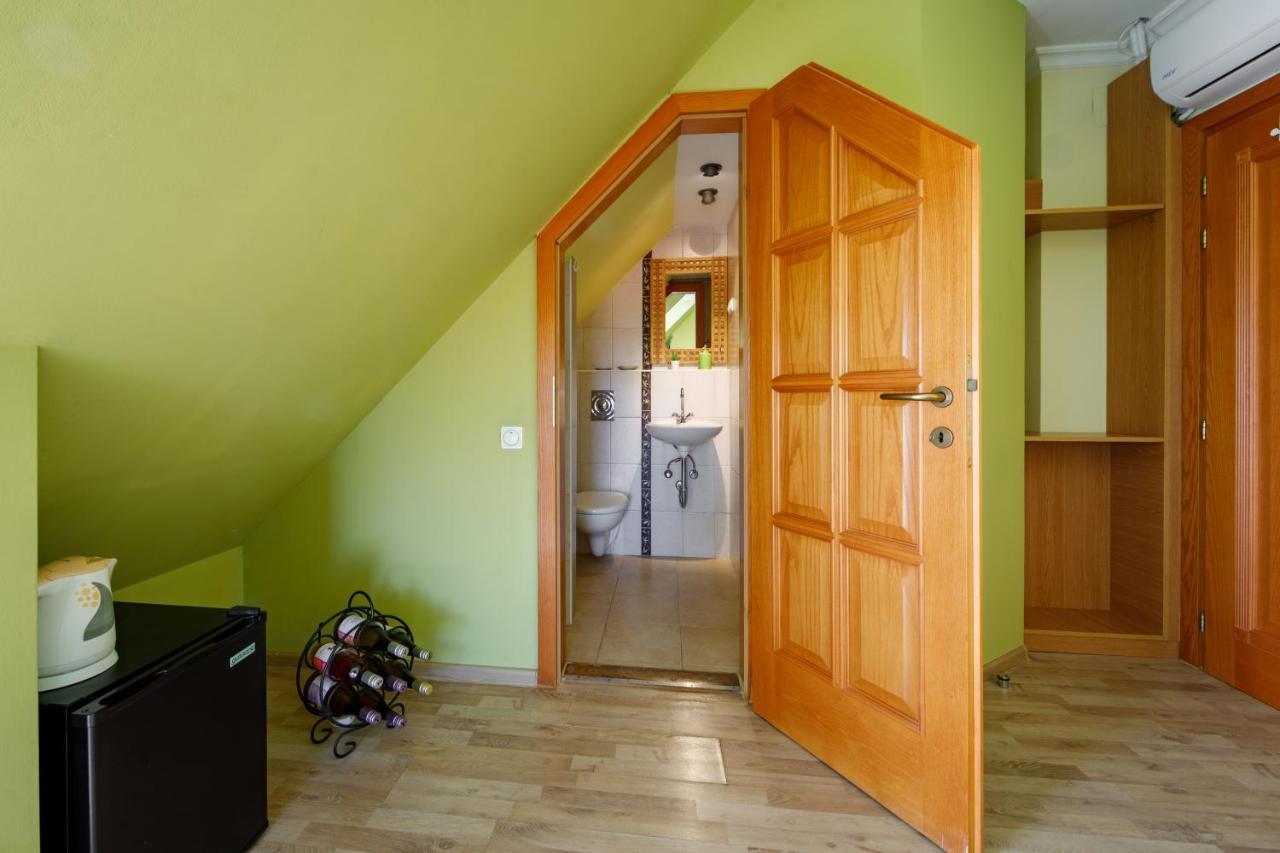 Villa Muzsa Deluxe Balatonfured Luaran gambar