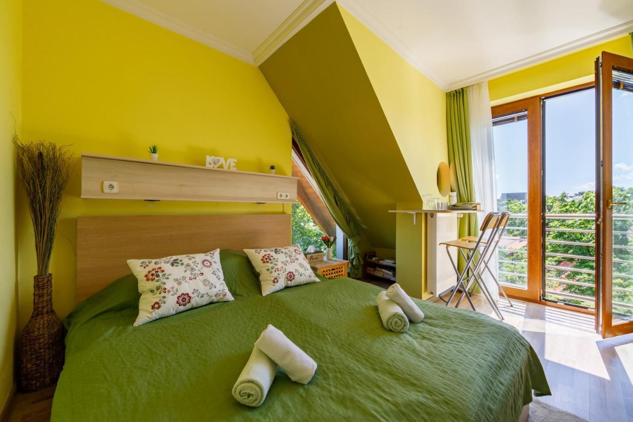 Villa Muzsa Deluxe Balatonfured Luaran gambar