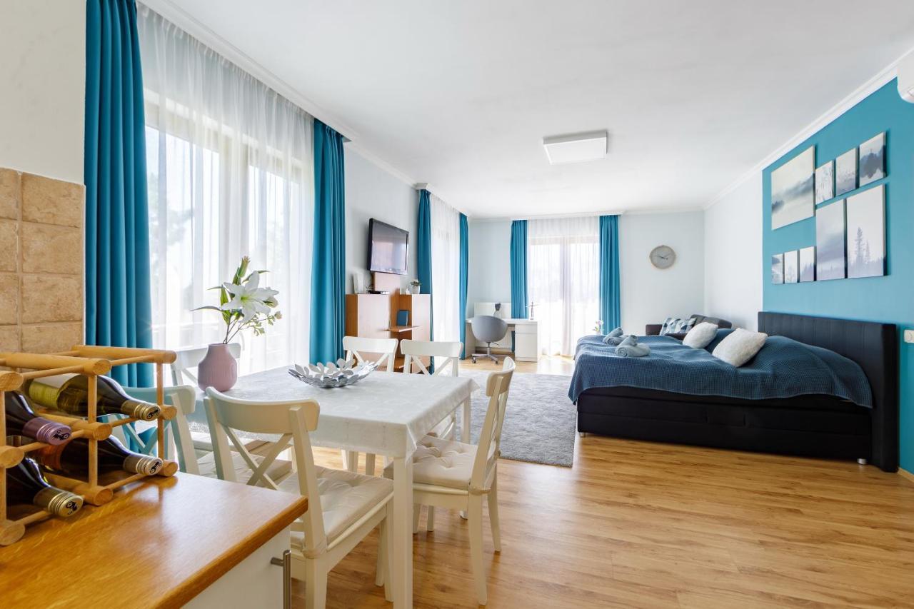 Villa Muzsa Deluxe Balatonfured Luaran gambar