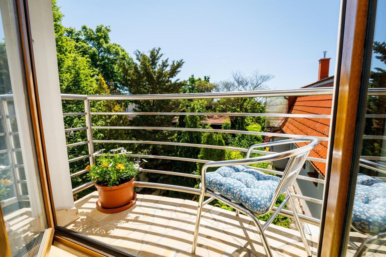Villa Muzsa Deluxe Balatonfured Luaran gambar