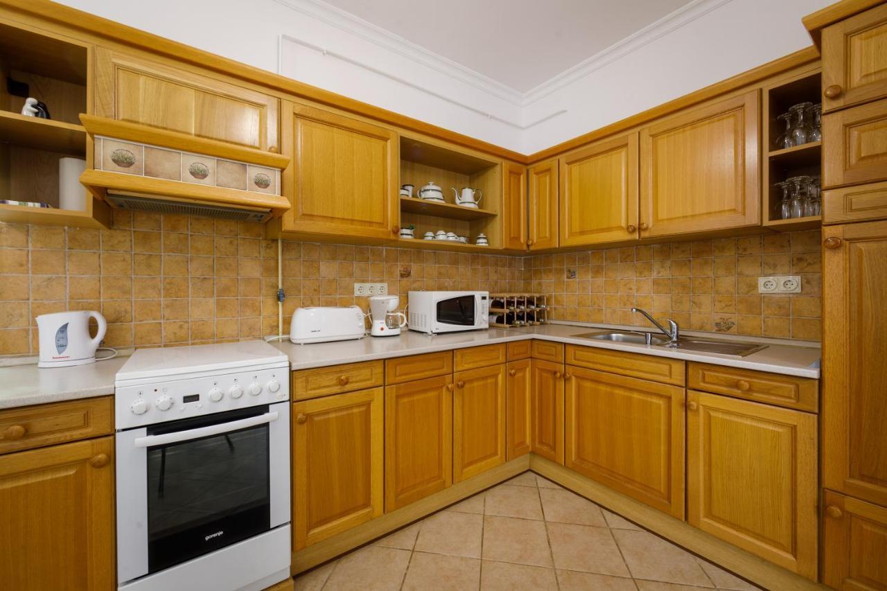 Villa Muzsa Deluxe Balatonfured Luaran gambar
