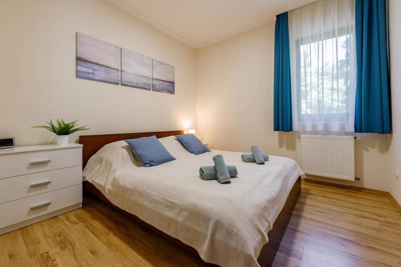Villa Muzsa Deluxe Balatonfured Luaran gambar