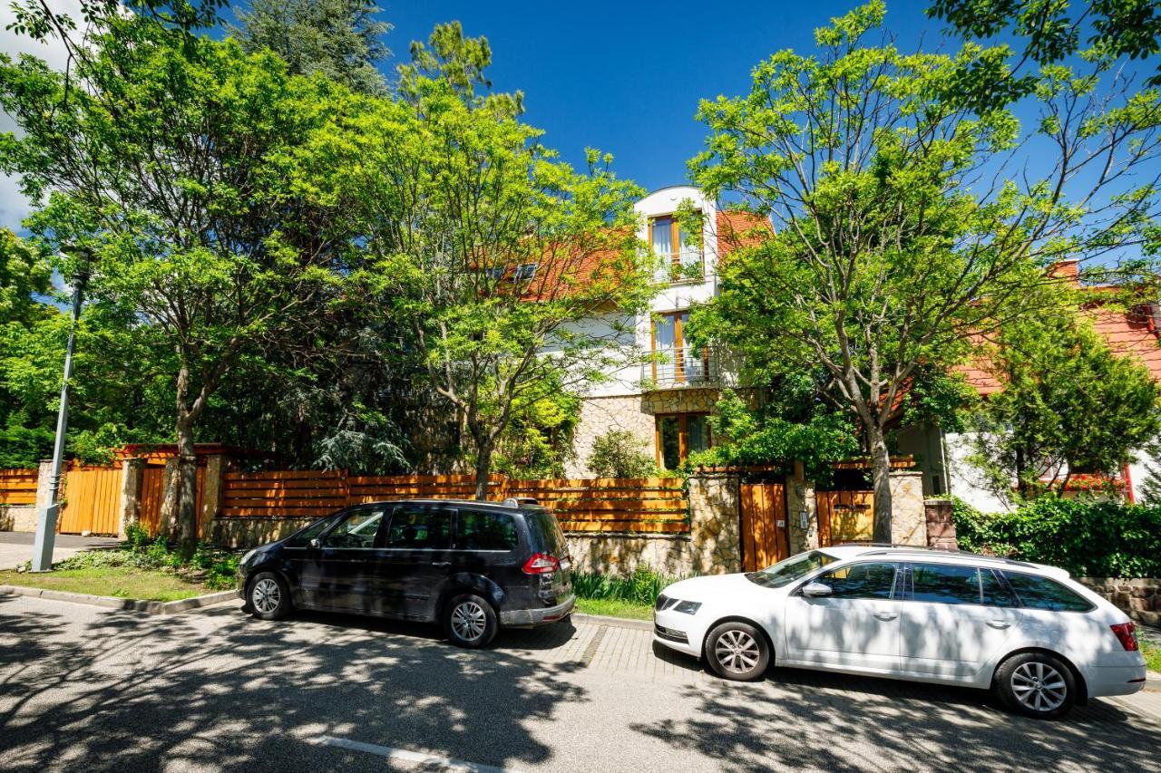 Villa Muzsa Deluxe Balatonfured Luaran gambar